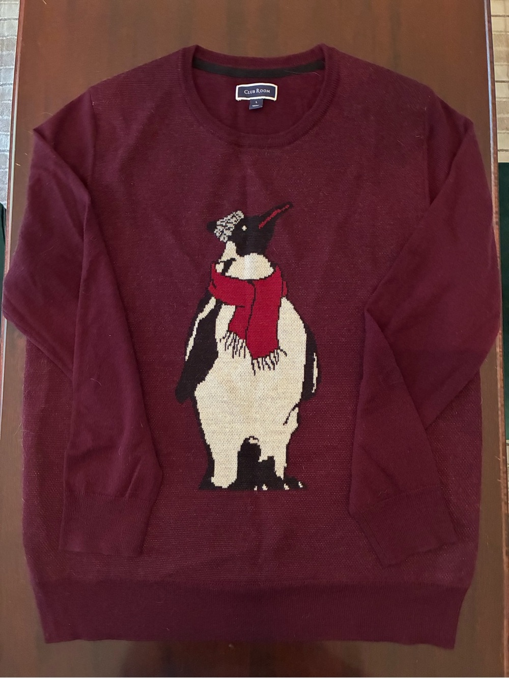 Club Room Men's Burgundy Penguin Intarsia Crewneck Sweater. Size Large.